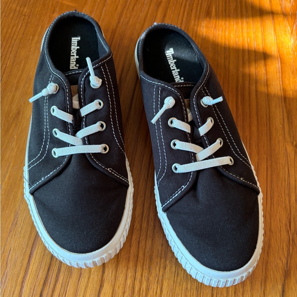 Timberland Skyla Bay Canvas Sneakers Size 8